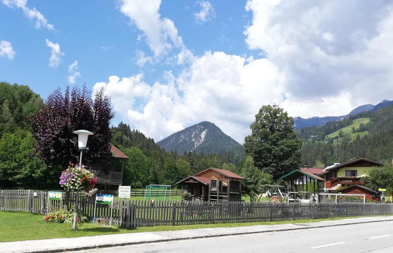 Apartment Natur Herz Haus im Ennstal Buitenkant foto